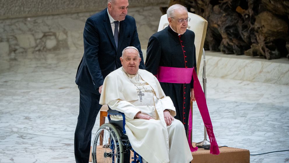 Papa Francisc crede că nu va supraviețui problemelor de sănătate cu care se confruntă. Suveranul Pontif își pregătește succesiunea