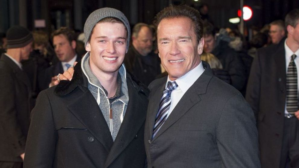Toata lumea il stie pe Patrick, dar baiatul facut cu menajera ii seamana perfect. Cum arata fiul ilegitim al lui Arnold