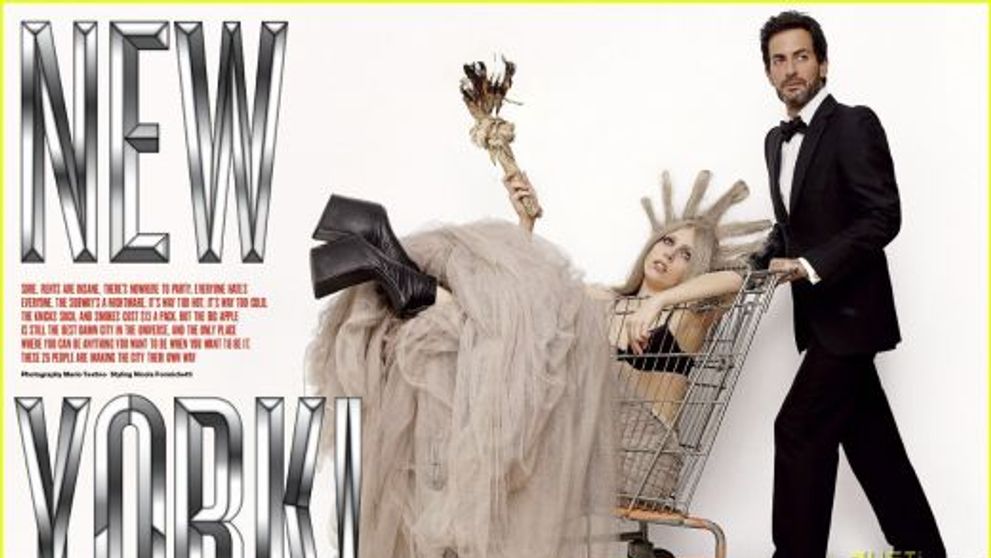 Lady Gaga - Statuia Libertatii in varianta excentrica FOTO