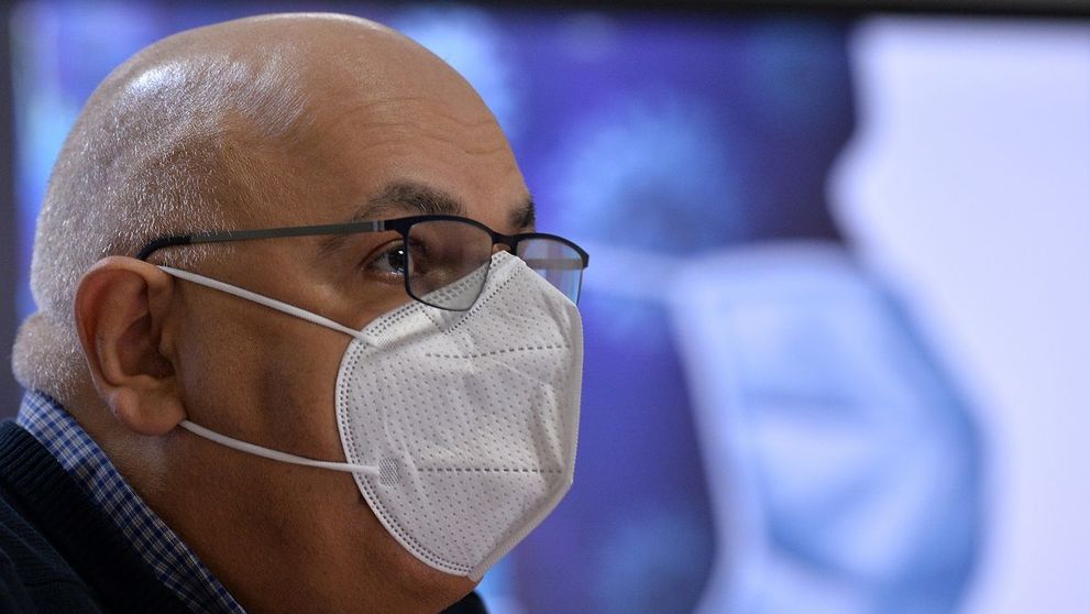 Raed Arafat îi îndeamnă din nou pe români să se vaccineze: „Avem 300 de deceze pe zi. E imens”