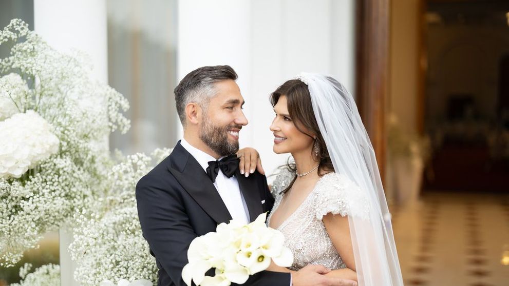 Ce cadouri inedite au pregătit Monica Bîrlădeanu și Valeriu Gheorghiță pentru invitații lor. Cei doi au avut o nuntă de poveste: „Cum mi-am așteptat oaspeții aseară...”
