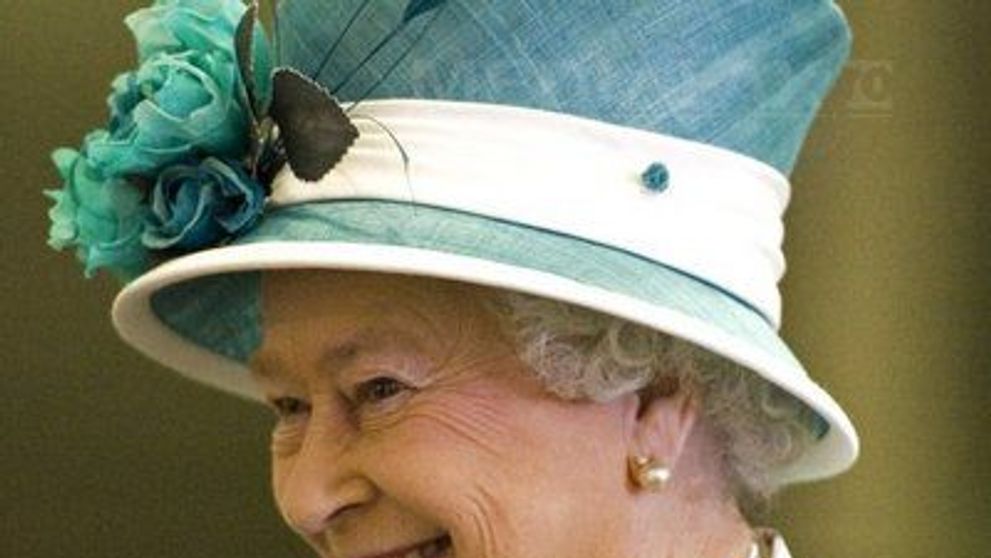 Austeritate la Palatul Buckingham. Regina Marii Britanii vrea o factura mai mica la lumina