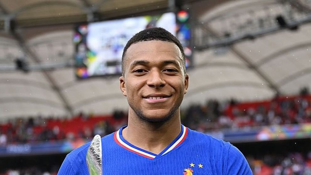 Kylian Mbappe a ajuns la spital. Anterior fusese în izolare în camera sa de hotel pentru a nu-şi contamina coechipierii
