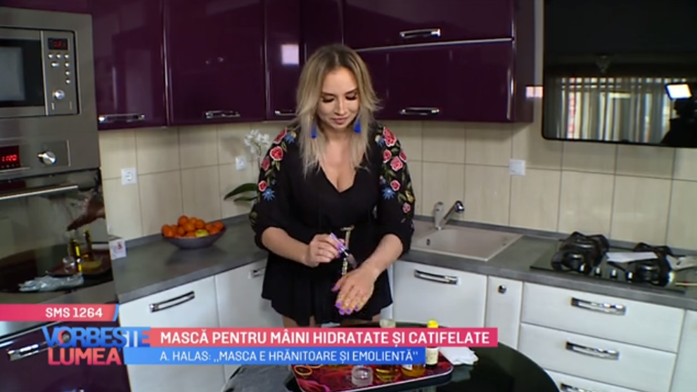 VIDEO Adina Halas ne aduce o mască pentru mâini hidratate și catifelate