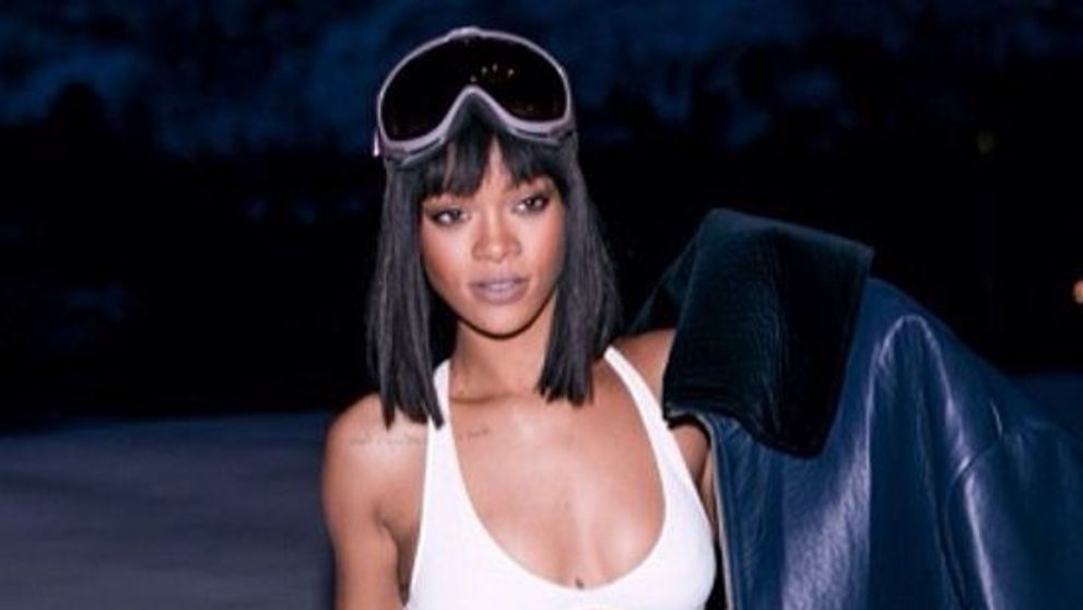 Rihanna, fara lenjerie intima, in vazul tuturor. Ce imagini indecente cu vedeta au ajuns pe internet