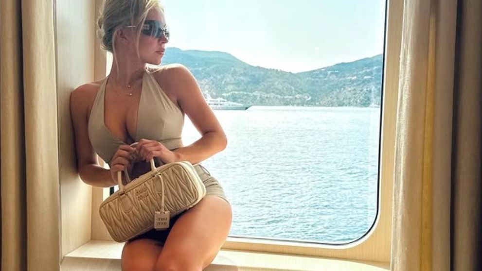 „Vă rog să încetați”. Un celebru fotbalist rupe tăcerea despre o relație cu cea mai dorită actriță de la Hollywood
