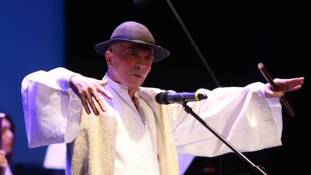 VIDEO Grigore Leșe a plecat de pe scenă în timpul unui concert susținut la Târgu Lăpuș: Poa’ să vină și Christos