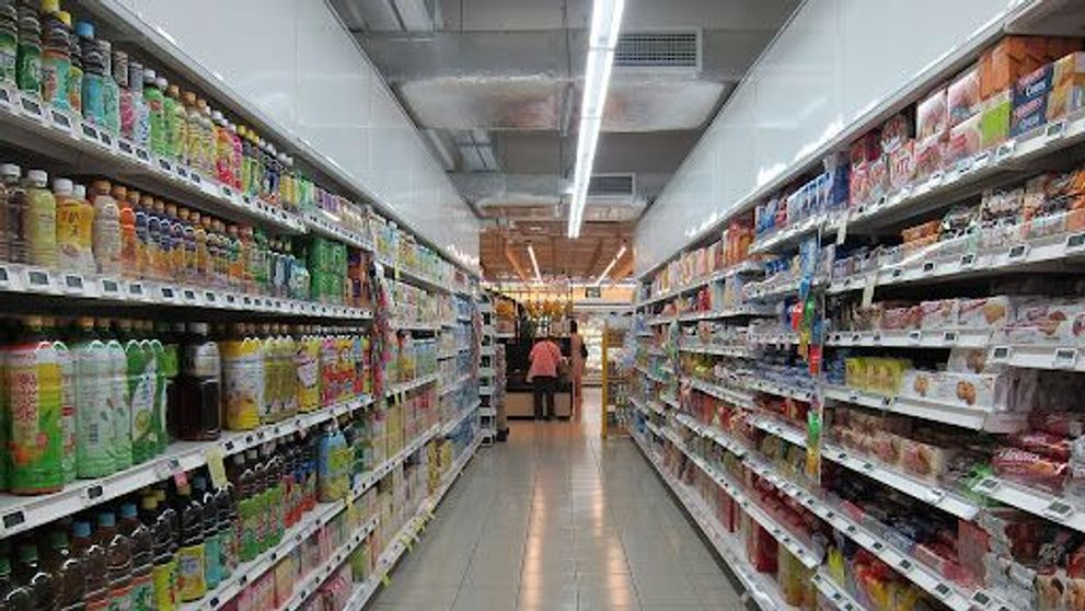 (P) Alimentele de bază s-au scumpit cu procente între 30%-50% în ultimul an