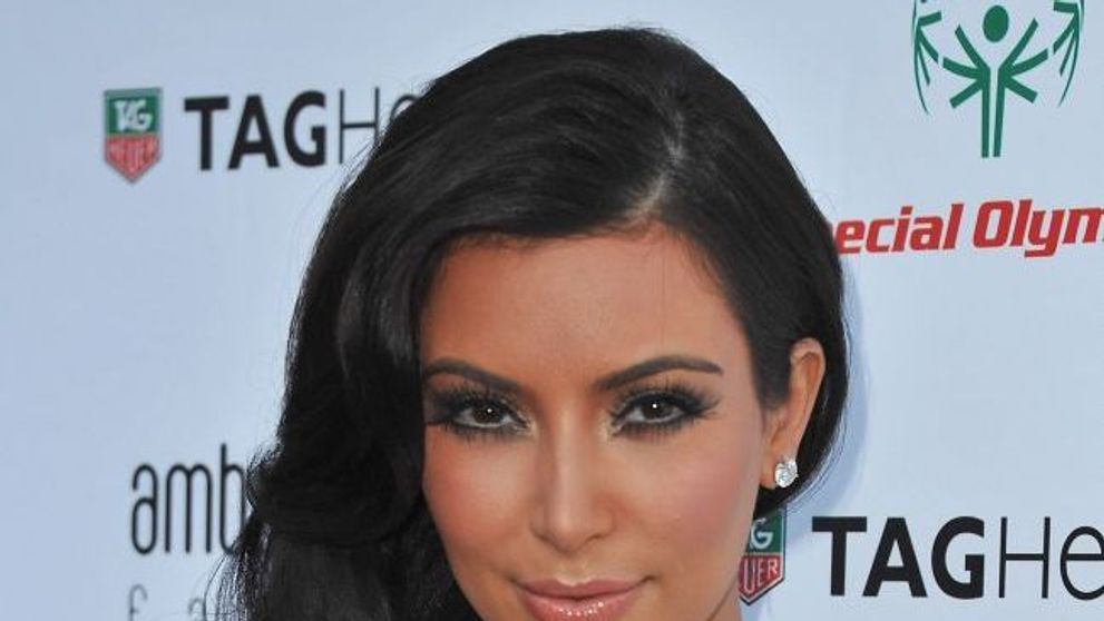 N-ai zice ca este chiar ea! Cum arata Kim Kardashian in copilarie