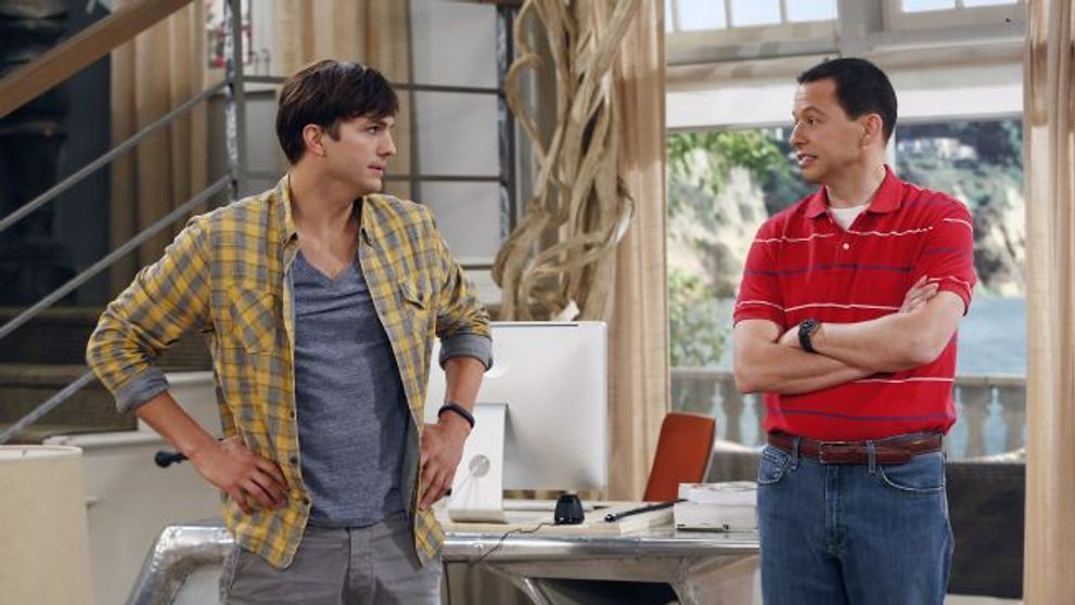 Jon Cryer are mai mult lipici la femei decat Ashton Kutcher. Cum arata sotia actorului din serialul 