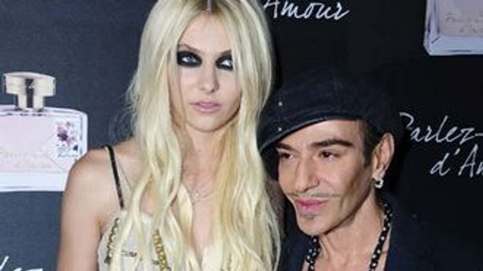 Taylor Momsen, noua muza a lui John Galliano