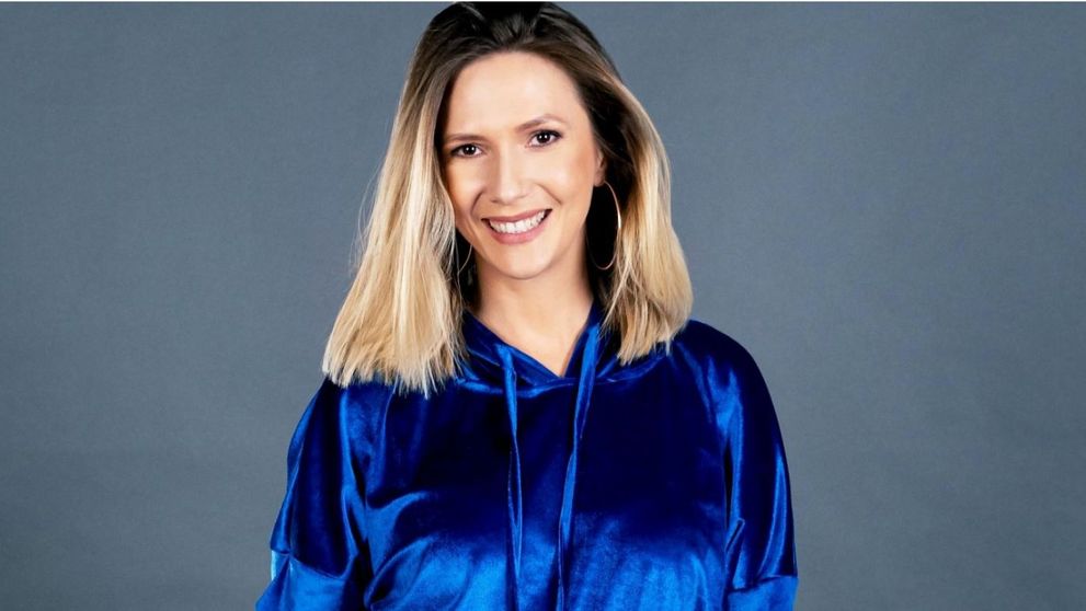 Din 30 august, Adela Popescu prezintă emisiunea ”Vorbește lumea”
