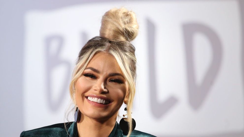 Chloe Sims, vedeta care și-a făcut câte o operație estetică după fiecare comentariu negativ de pe net. Cum arată acum
