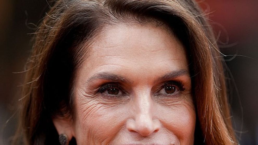 E una dintre puținele vedete care își acceptă ridurile și nu apelează la operații estetice! Cindy Crawford, un exemplu rar de naturalețe la Hollywood