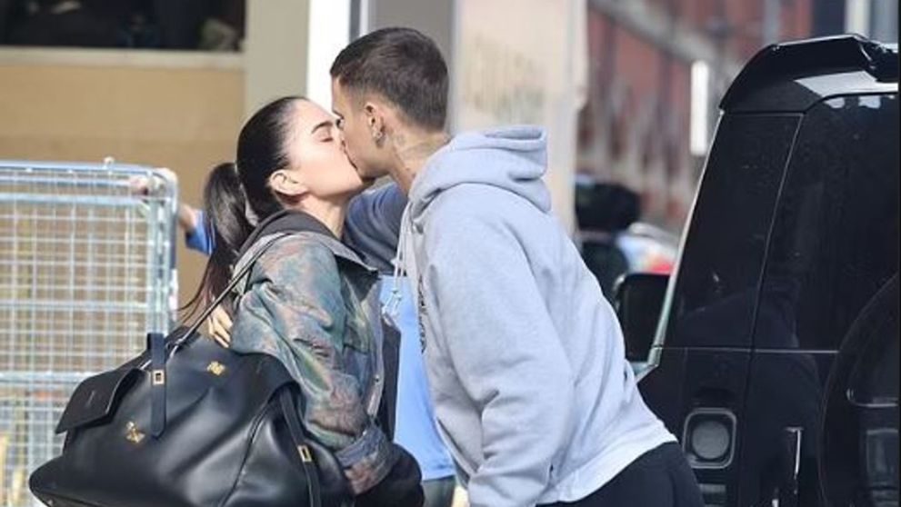 Triunghiul amoros care a declanșat un scandal monstru într-una dintre cele mai iubite familii din showbiz. S-a împăcat cu fosta iubită a fratelui său, la șase luni de la despărțire
