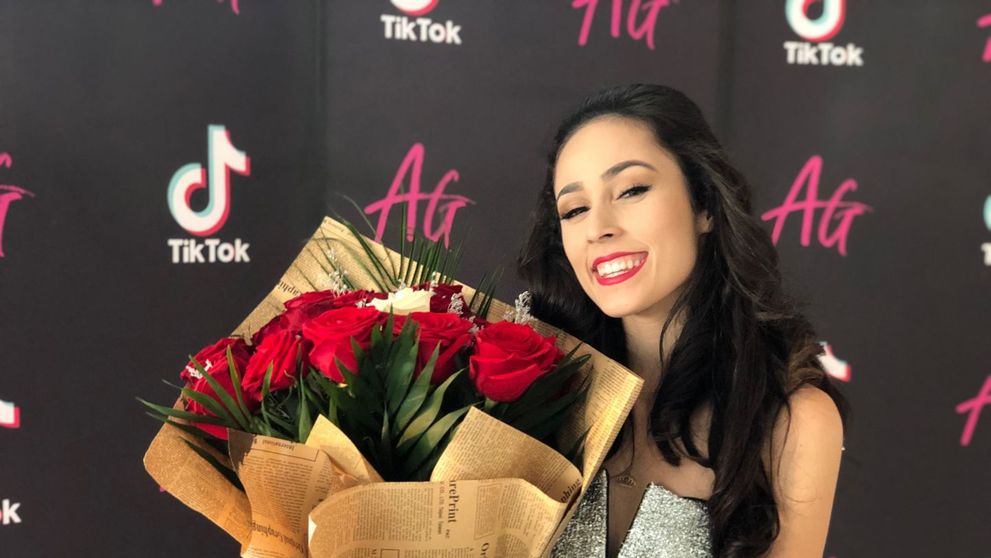 Andra Gogan dezvăluie cum a reușit recordul de 1 milion de abonați pe celebra aplicație Tik Tok