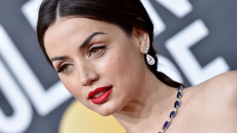 Topul celor mai sexy apariții ale noii Bond Girl! Cum l-a cucerit Ana de Armas pe Ben Affleck