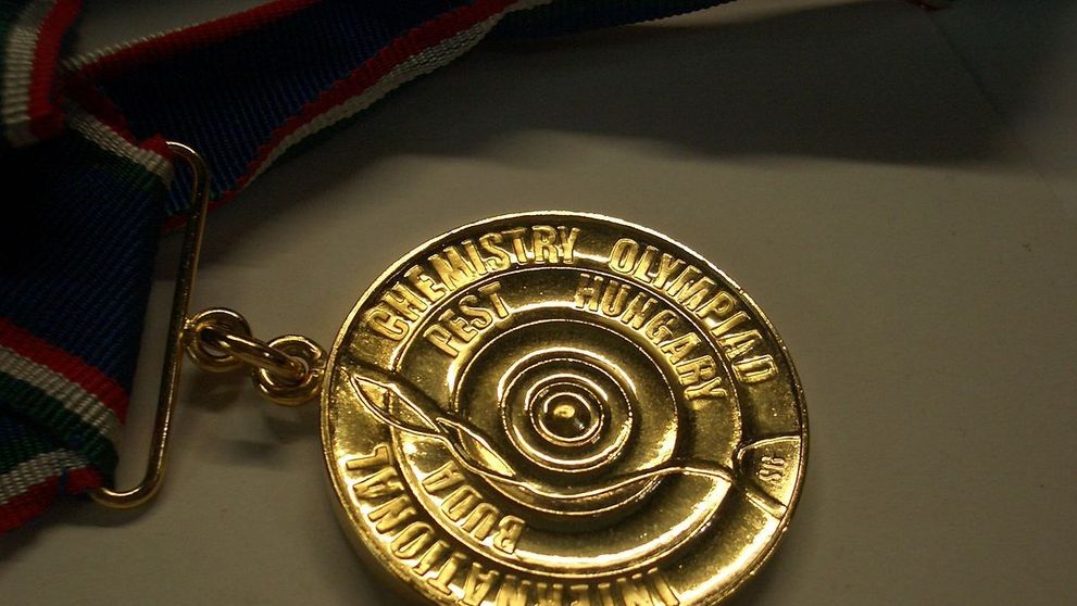 Romania, cinci medalii de AUR si locul I pe echipe la Olimpiada Internationala de Chimie