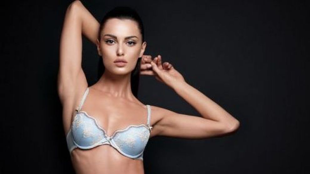 Catrinel Menghia, la cratita: 