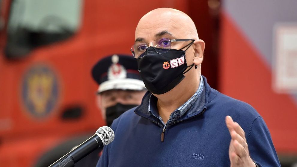 Raed Arafat știe cum pot face românii cumpărături dacă magazinele se închid la ora 18.00: „Ieși într-o pauză”