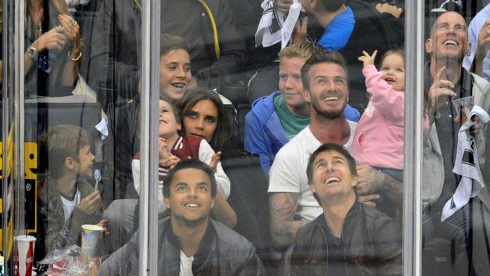 Taticul David Beckham este topit dupa fetita lui. Uite ce dulceata de copil are: FOTO