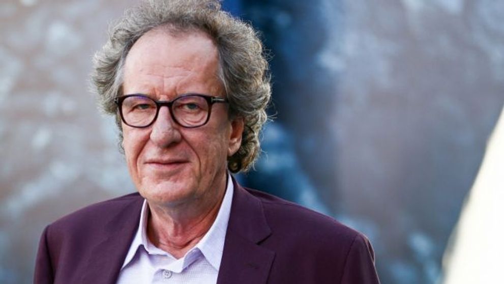 Geoffrey Rush, acuzat de un trust media și de o actriță că e 