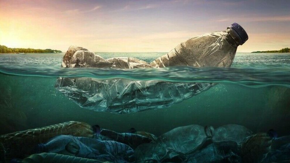 Nu-i permite plasticului să înece planeta! Cei mai importanți pași pentru a învinge poluarea cu plastic #beatplasticpollution