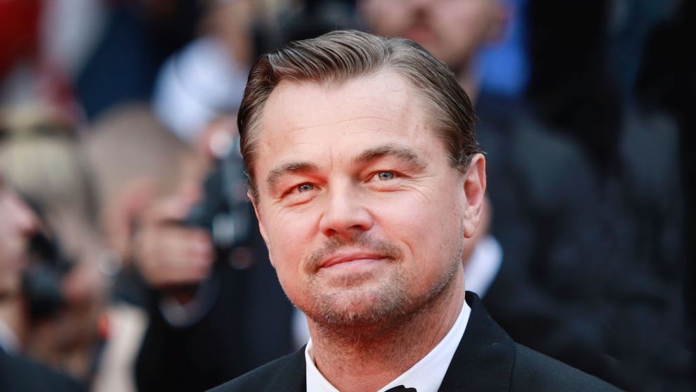 Leonardo DiCaprio a fost percheziționat de poliția spaniolă. Aflat la o petrecere în Ibiza, starul nu a fost recunoscut imediat de oamenii legii