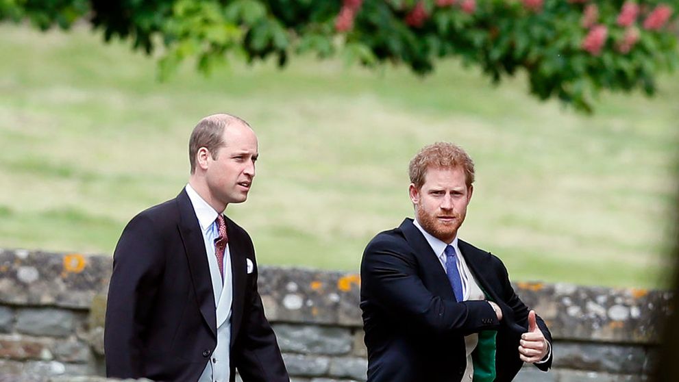 Prințul Harry are zilele numărate în Familia Regală a Marii Britanii. Prințul William vrea să îl șteargă din cărțile de istorie și va face acest lucru imediat ce va urca pe tron: „Fratele capricios și soția înfometată de celebritate”