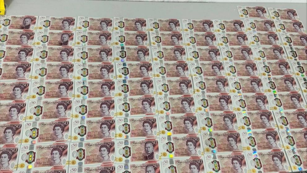 Un tânăr din Cluj a găsit peste 20.000 de lire pe stradă. În timp ce credea că a dat norocul peste el, s-a întâmplat un lucru neașteptat