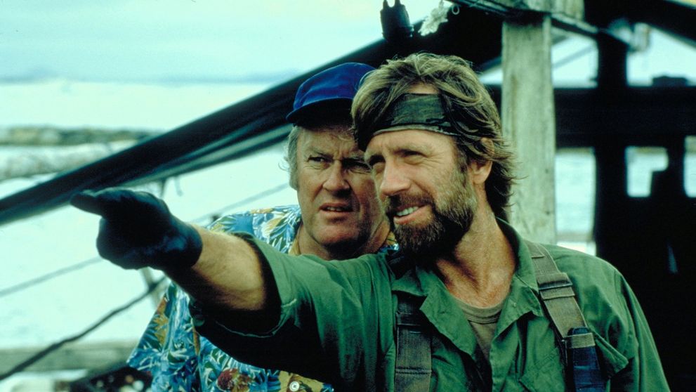 Chuck Norris, omagiat la PRO CINEMA. În fiecare seară din acest weekend, putem revedea cele mai tari filme de acțiune cu regretatul actor