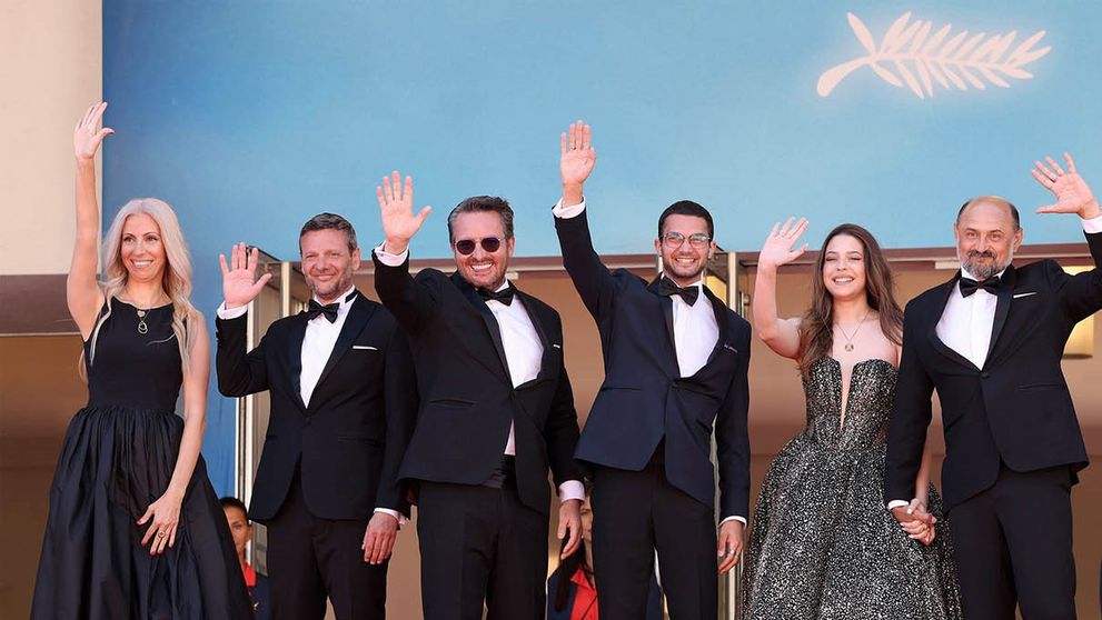 „Trei kilometri până la capătul lumii”, în regia lui Emanuel Pârvu, primit cu aplauze la Cannes. „Parte din menirea filmului nostru este să stârnească discuții”