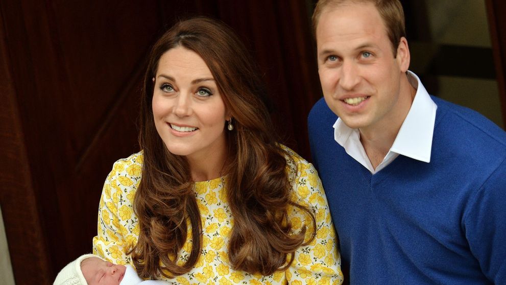 E copia fidela a mamei sale. Cat de simpatica e micuta Charlotte, fiica lui Kate Middleton si a Printului William 
