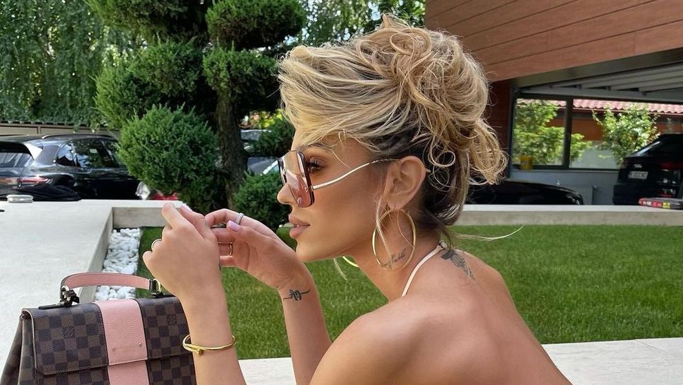 Karmen, comparată cu Jennifer Lopez! Fata lui Adi Minune și-a impresionat fanii cu noul look