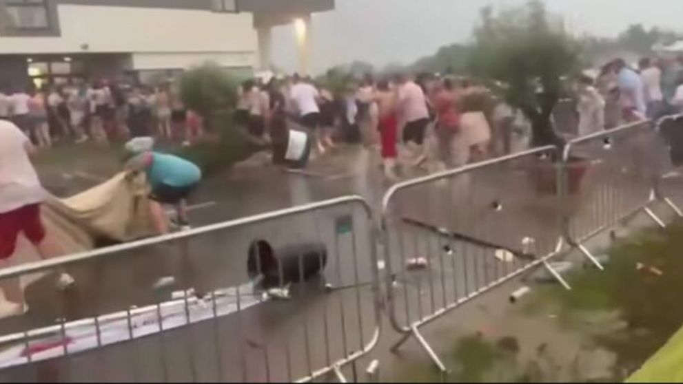 Reacția Radio Zu, după ce 11 participanți la evenimentul Forza Zu au fost răniți, din cauza furtunii puternice care a lovit zona Aeroportului Internațional „Traian Vuia”