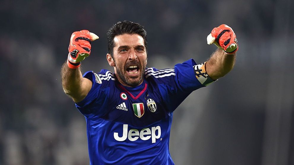 Gianluigi Buffon, vacanță alături de superba parteneră și copiii lor. Cât de bine arată Ilaria D'Amico