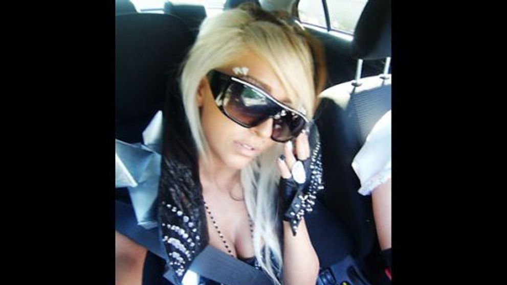 Jey Gaga, sosia oficiala a cantaretei Lady Gaga! Vezi cum arata cele 10 finaliste! FOTO