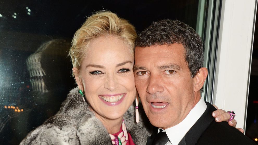 Antonio Banderas și Sharon Stone trăiesc o poveste de dragoste? Vestea care i-a bucurat pe fanii celor doi actori