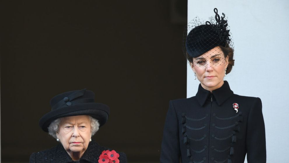 Prima regulă la care renunță Kate Middleton după ce ajunge pe tron. E o tradiție „bizară și crudă” păstrată cu strictețe de Regina Elisabeta