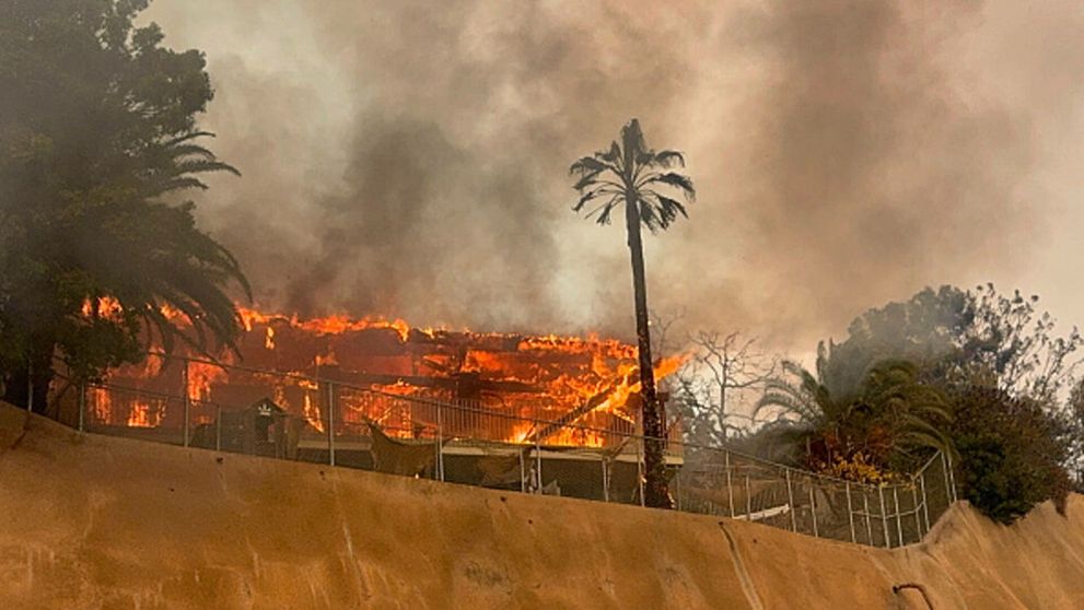 Un fost actor orb a murit în incendiile din Los Angeles! Mama lui, o celebră prezentatoare TV, a făcut tot posibilul să își salveze fiul: „Nu l-am putut muta”