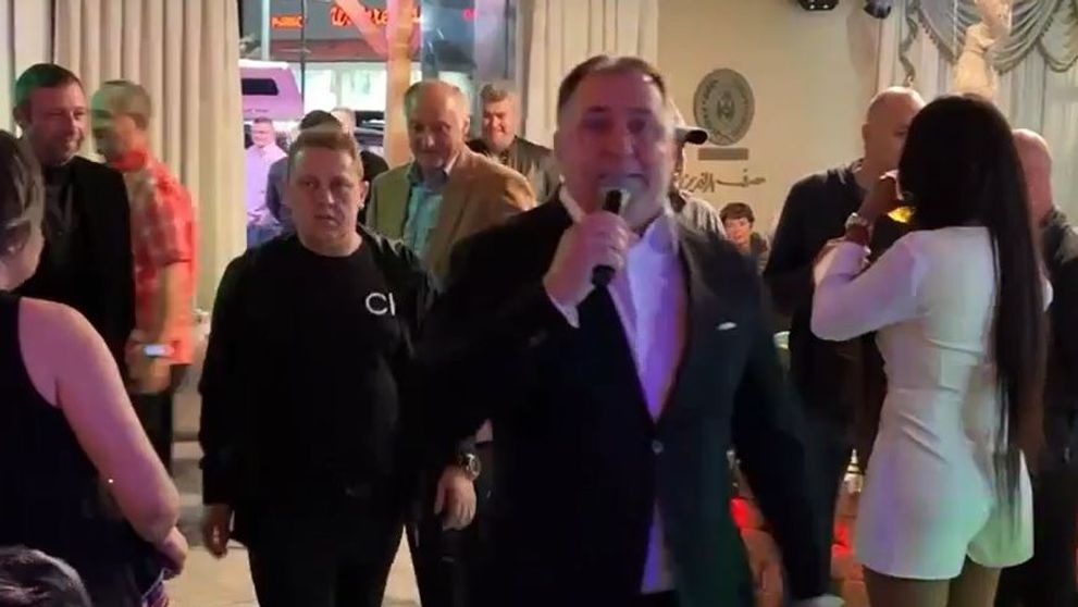 Vali Vijelie, spectacol pentru românii din Arizona, după ce s-a lăudat că are stea pe Walk of Fame