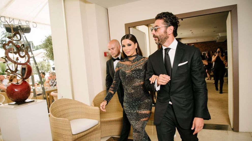 Eva Longoria a anuntat ca este insarcinata in 4 luni