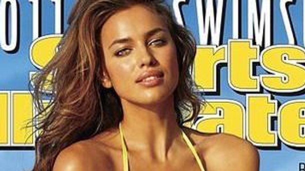 Iubita lui Cristiano Ronaldo prinsa cu garda jos! Irina Shayk cu picioare <span style=