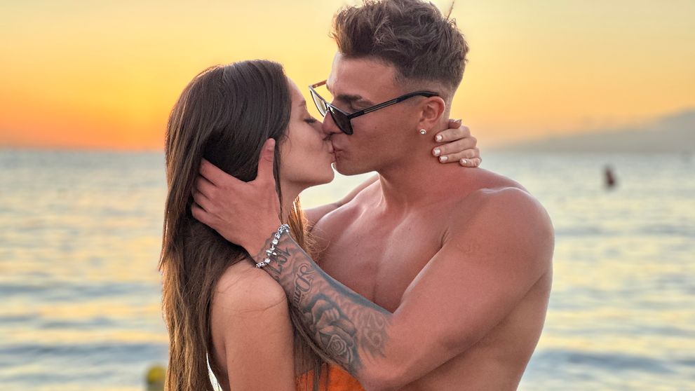 Denis Iuga, „bogat” în milioane de vizualizări alături de iubita lui de la Love Island