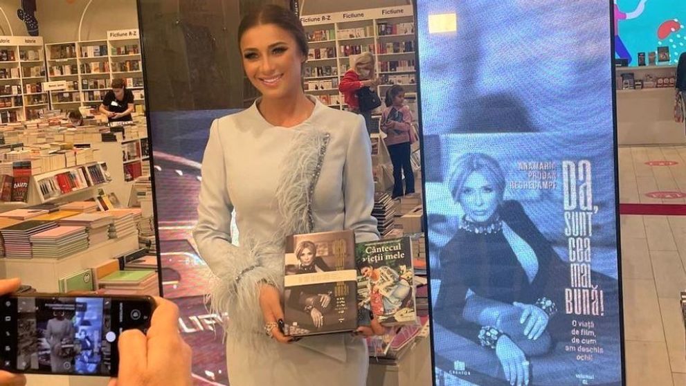 Anamaria Prodan, cu fiul ei și al lui Reghe la lansarea cărților sale: „Nu plânge, Bebe! Noi nu plângem decât acasă