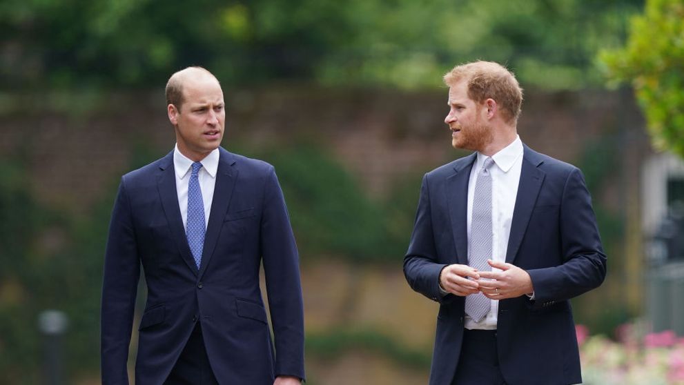 Harry și Meghan, avertizați de Prințul William să stea departe de viața lui. Se reaprinde scandalul în familia regală