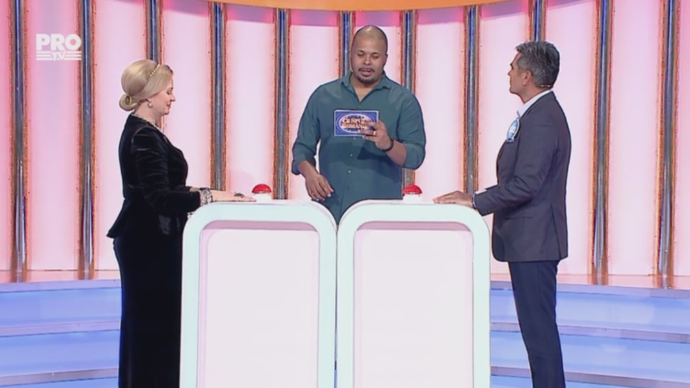 Am rugat 100 de romani sa ne spuna un tip de perie. Care a fost raspunsul favorit 