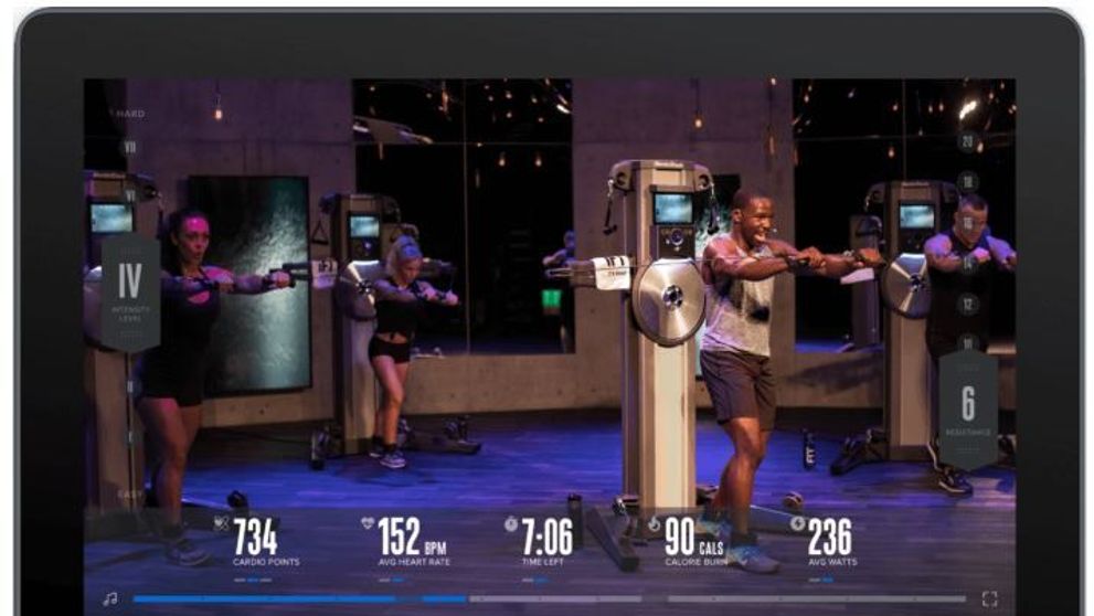 (P) Antrenamente fitness interactive disponibile prin noua aplicație iFIT