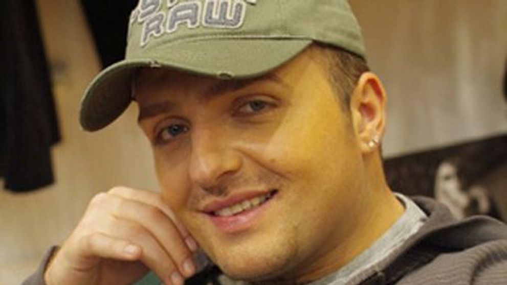 Costi Ionita a dat lovitura. S-a inconjurat de cei mai faimosi cantareti din SUA si a scos HITUL asteptat de toti fanii