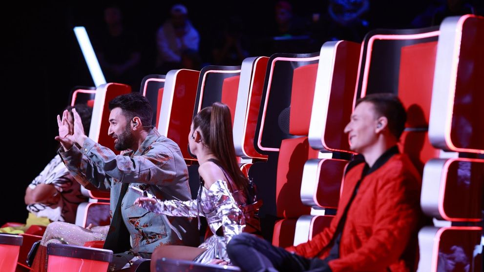 Theo Rose, emoționată până la lacrimi în etapa knockout-urilor la Vocea României: Sper tare să te împlinești ca artist!
